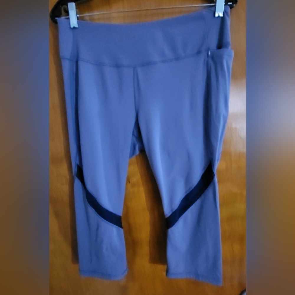 CALIA by Carrie Underwood Leggings Leggings Size L